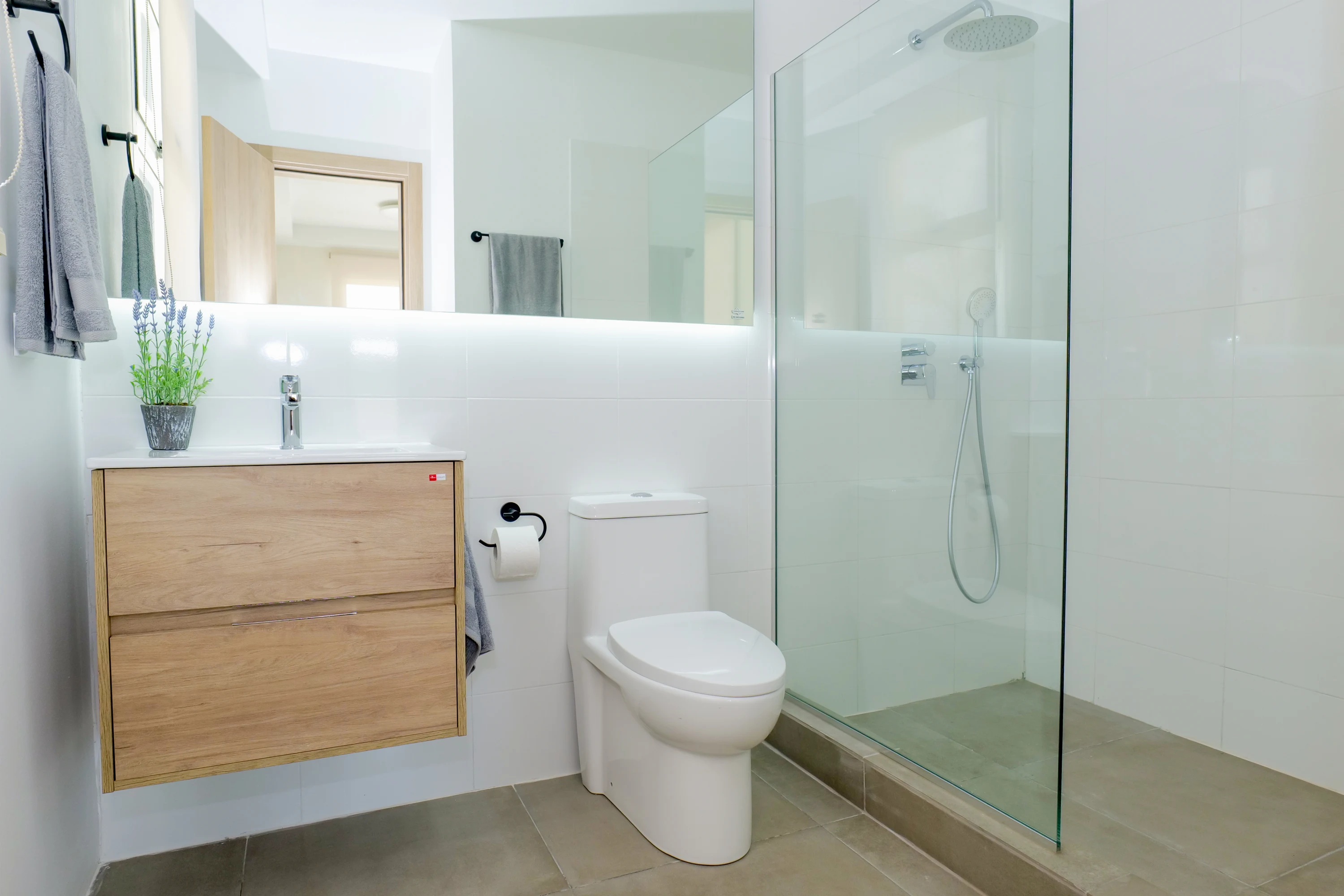 Baño del apartamento modelo de Terrace Park